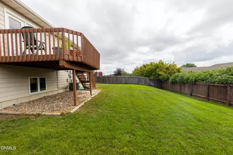 801 E Calgary Ave, Bismarck, ND 58503 photo 23