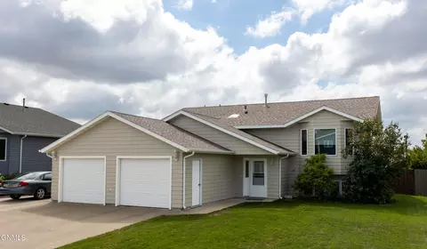 801 E Calgary Ave, Bismarck, ND 58503 photo 19