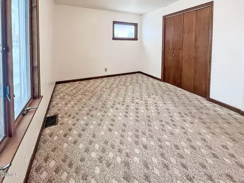 1401 1st Ave E, Williston, ND 58801 photo 12