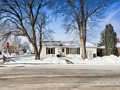 1401 1st Ave E, Williston, ND 58801 photo 25