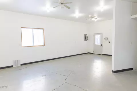 1162 12th St E, Dickinson, ND 58601 photo 68