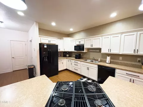 2802 24th St W, Williston, ND 58801 photo 5