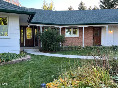1009 Cottage Dr, Bismarck, ND 58501 photo 37
