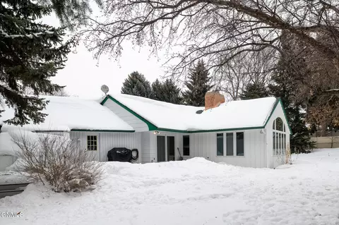 1009 Cottage Dr, Bismarck, ND 58501 photo 31