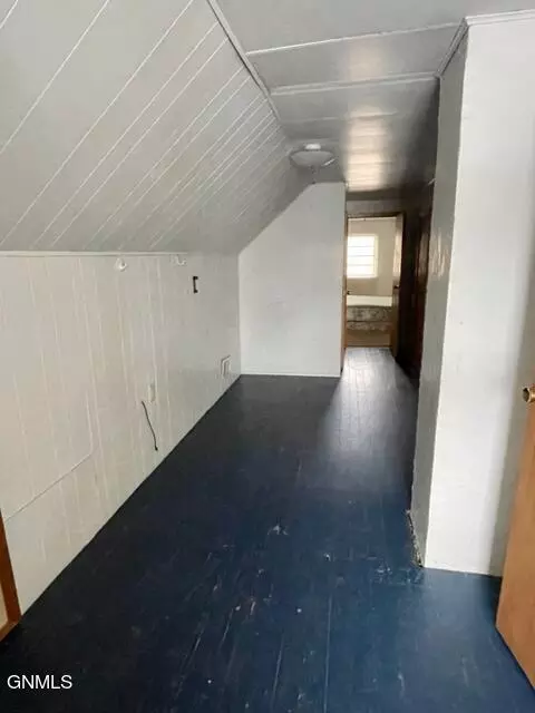 119 6th St W, Williston, ND 58801 photo 9