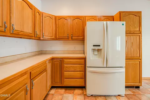 3822 Normandy St, Bismarck, ND 58503 photo 10