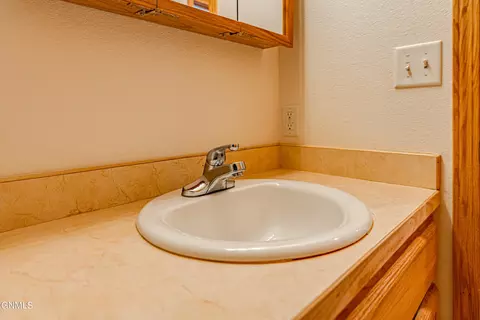 3822 Normandy St, Bismarck, ND 58503 photo 15
