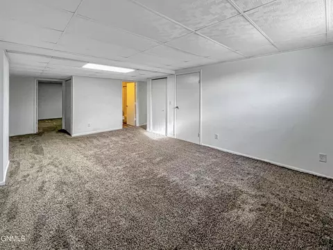 2208 University Ave, Williston, ND 58801 photo 61