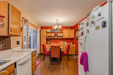 3736 Renee Dr, Bismarck, ND 58503 photo 4