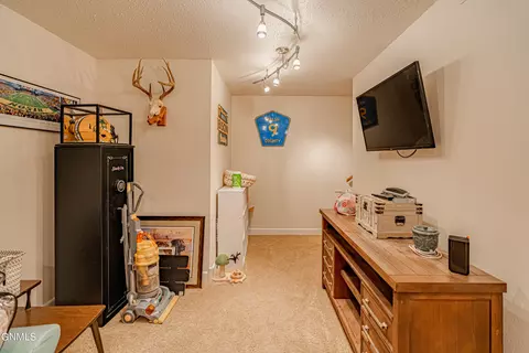 3736 Renee Dr, Bismarck, ND 58503 photo 8