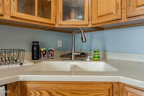 730 Custer Dr, Mandan, ND 58554 photo 12