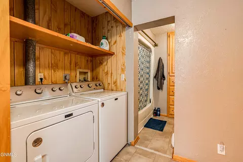730 Custer Dr, Mandan, ND 58554 photo 23