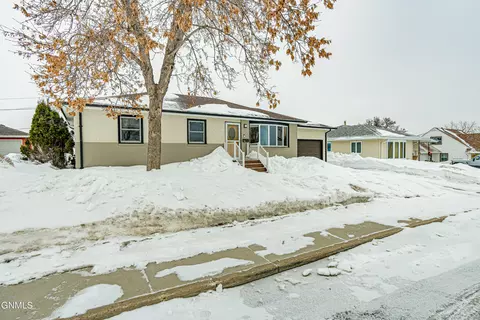 730 Custer Dr, Mandan, ND 58554 photo 47