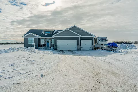 11603 Apple View Ln, Menoken, ND 58558 photo 1