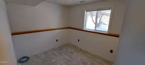 2405 University Ave, Williston, ND 58801 photo 28