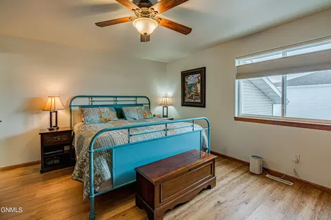 2803 10 Ave SE, Mandan, ND 58554 photo 14