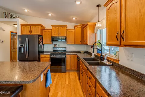 2803 10 Ave SE, Mandan, ND 58554 photo 7