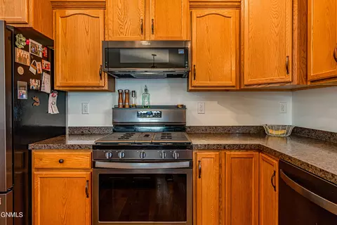 2803 10 Ave SE, Mandan, ND 58554 photo 10