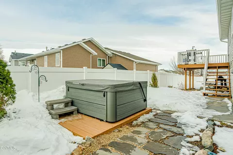 2803 10 Ave SE, Mandan, ND 58554 photo 48