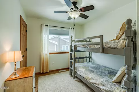 2803 10 Ave SE, Mandan, ND 58554 photo 18