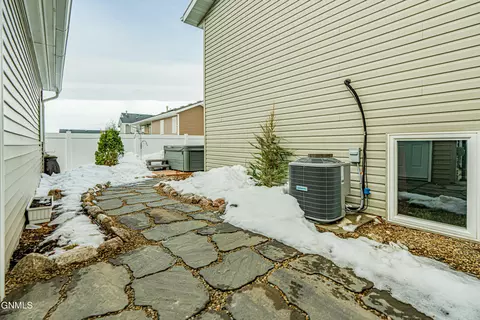 2803 10 Ave SE, Mandan, ND 58554 photo 51