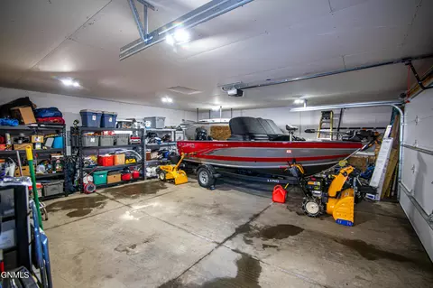 1210 N 4th St, Bismarck, ND 58501 photo 41