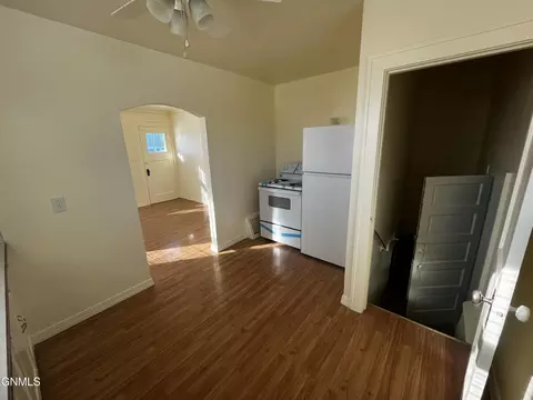 206 9th Ave NE, Mandan, ND 58554 photo 5