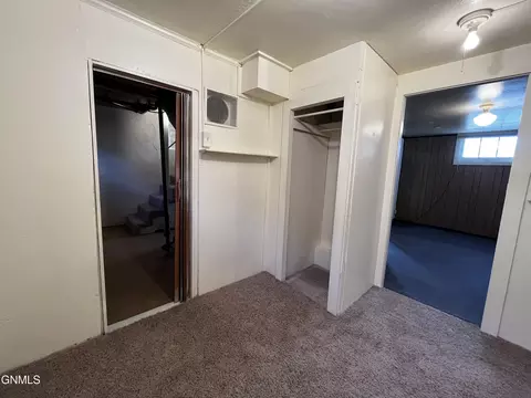 206 9th Ave NE, Mandan, ND 58554 photo 10
