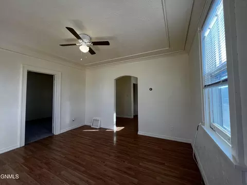 206 9th Ave NE, Mandan, ND 58554 photo 17