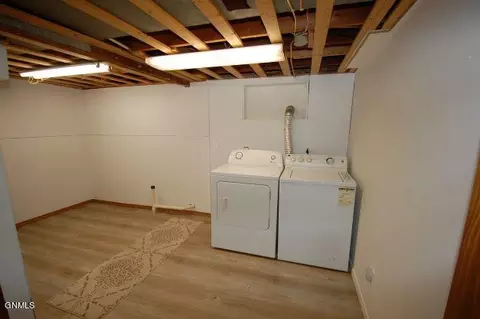 708 2nd St NE, Sidney, MT 59270 photo 22