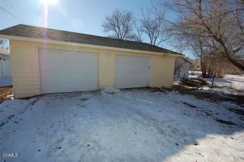 708 2nd St NE, Sidney, MT 59270 photo 7