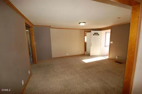 708 2nd St NE, Sidney, MT 59270 photo 10