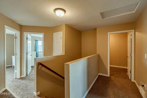 812 E Lasalle Dr, Bismarck, ND 58503 photo 21