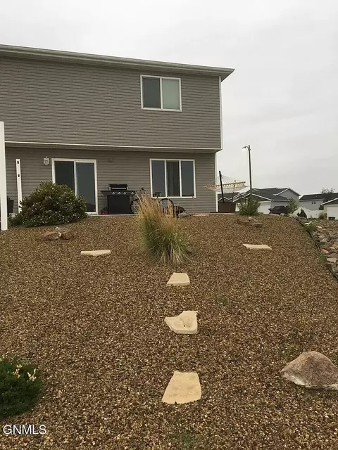 812 E Lasalle Dr, Bismarck, ND 58503 photo 45