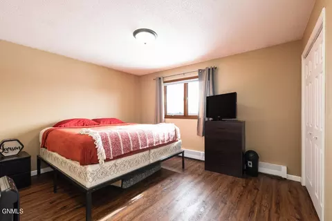 3401 Breen Dr, Bismarck, ND 58501 photo 14
