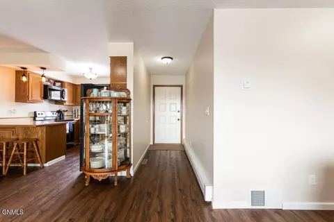 3401 Breen Dr, Bismarck, ND 58501 photo 9