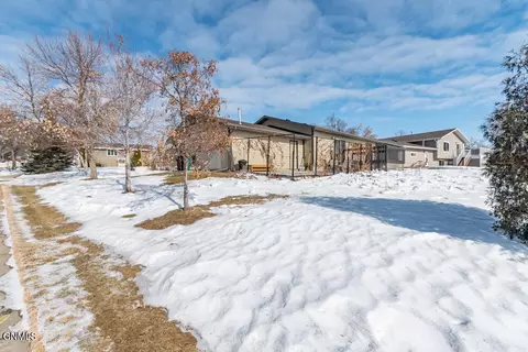 3401 Breen Dr, Bismarck, ND 58501 photo 31