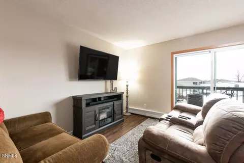 3401 Breen Dr, Bismarck, ND 58501 photo 8