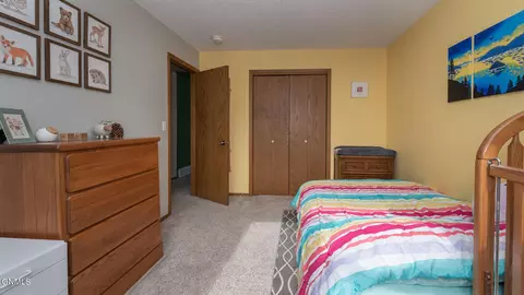 3104 Hampton St, Bismarck, ND 58504 photo 18