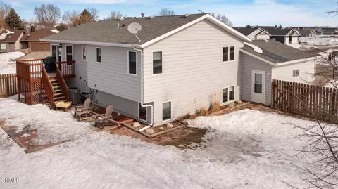 3104 Hampton St, Bismarck, ND 58504 photo 37