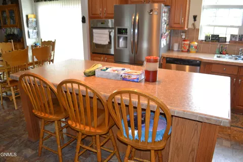 431 Wolfe Ave, Gladstone, ND 58630 photo 38