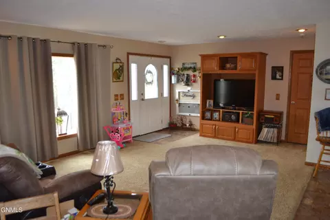431 Wolfe Ave, Gladstone, ND 58630 photo 40