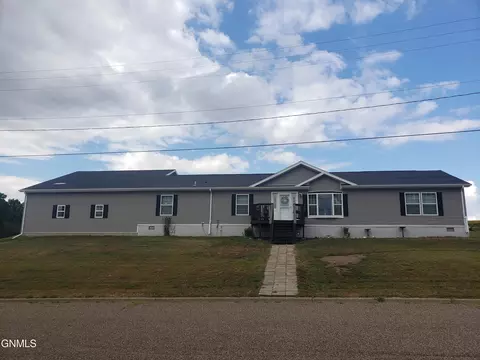 431 Wolfe Ave, Gladstone, ND 58630 photo 3
