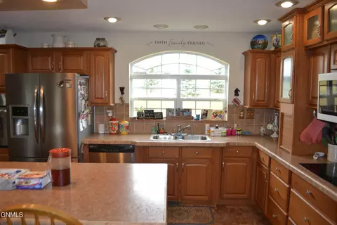 431 Wolfe Ave, Gladstone, ND 58630 photo 26