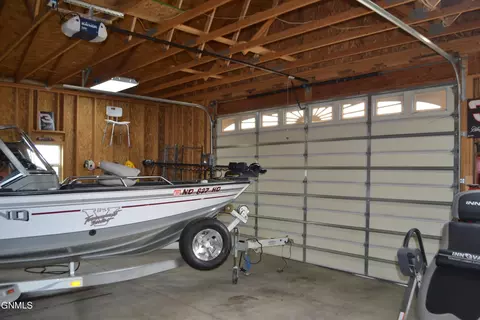 431 Wolfe Ave, Gladstone, ND 58630 photo 56