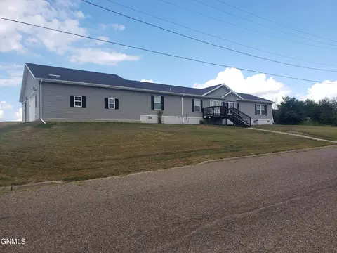 431 Wolfe Ave, Gladstone, ND 58630 photo 4