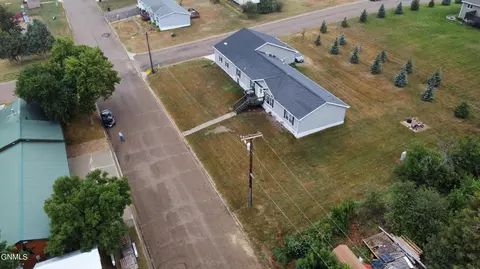 431 Wolfe Ave, Gladstone, ND 58630 photo 8