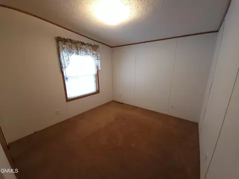 301 2nd St, Mott, ND 58646 photo 16