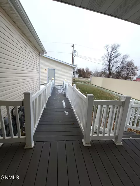 301 2nd St, Mott, ND 58646 photo 21