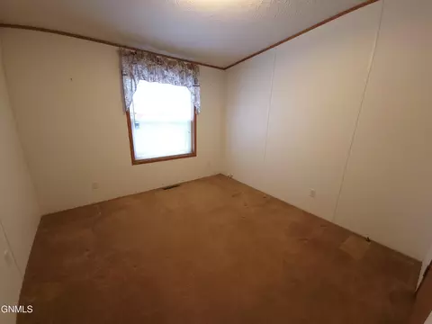 301 2nd St, Mott, ND 58646 photo 14